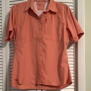 World Wide Sports Women's Button-Down Shirt by Bass Pro Shops size M